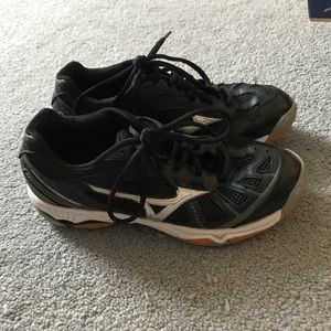 Mizuno Volleyball shoes
